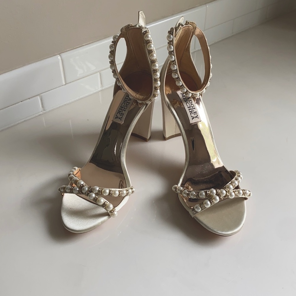 Badgley Mischka pearl heels